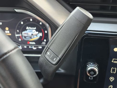 Used 2024 GMC Sierra 2500 Denali w/ Denali Reserve Package image 26