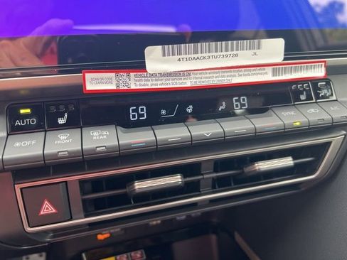 New 2026 Toyota Camry XSE FWD image 28