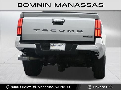 Used 2026 Toyota Tacoma Limited AWD/4WD image 36