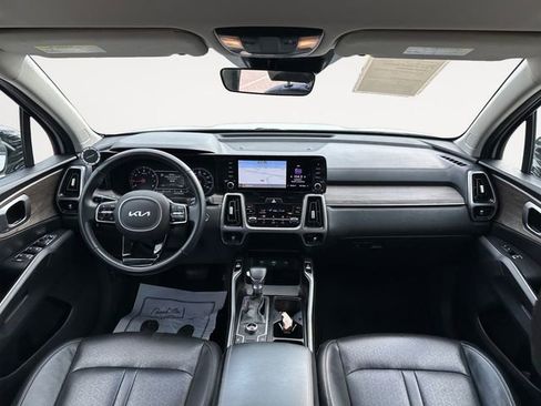 Used 2022 Kia Sorento S AWD/4WD image 10