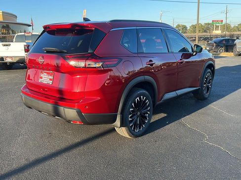 New 2026 Nissan Rogue SV image 5