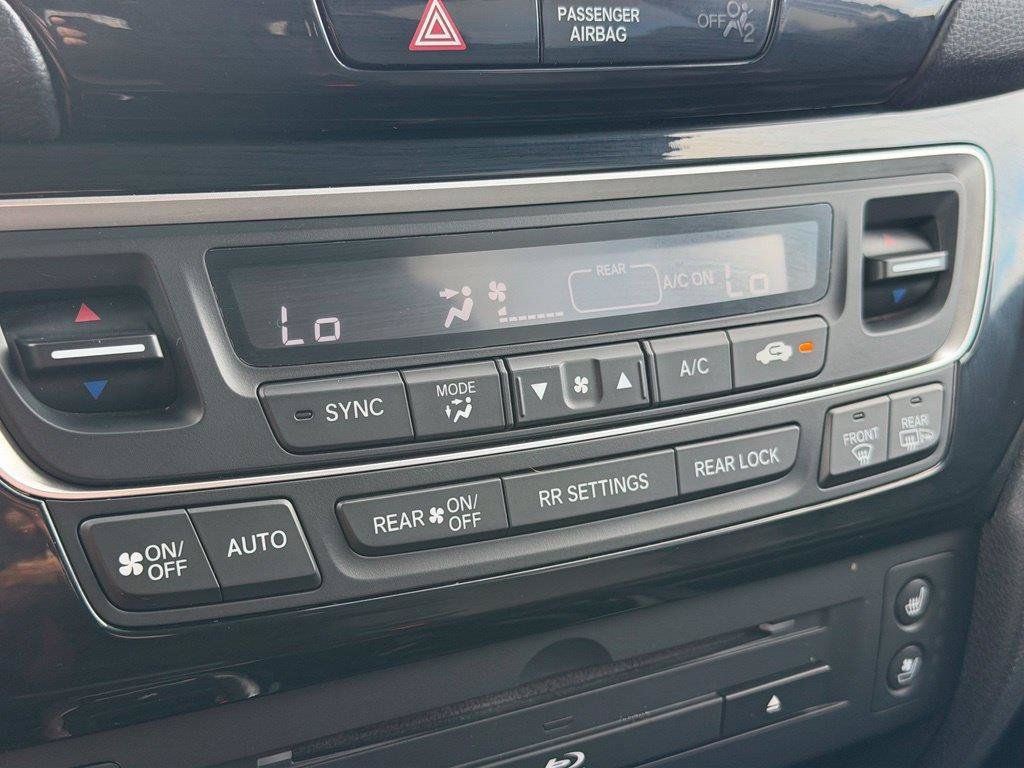 Used 2017 Honda Pilot Elite image 26