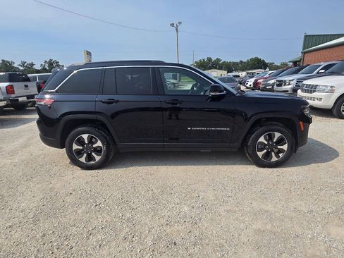 Used 2024 Jeep Grand Cherokee Limited 4xe AWD/4WD image 2