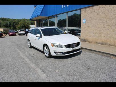 Used 2017 Volvo V60 T5 Premier w/ Convenience Package
