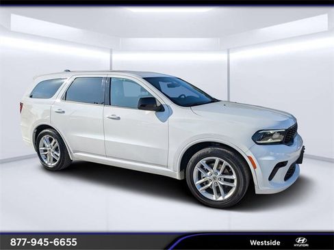 Used 2023 Dodge Durango GT image 1