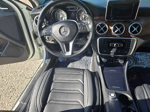 Used 2015 Mercedes-Benz GLA 250 image 13
