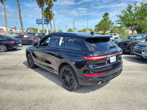 Used 2023 Lincoln Corsair Reserve w/ Jet Appearance Package FWD image 7