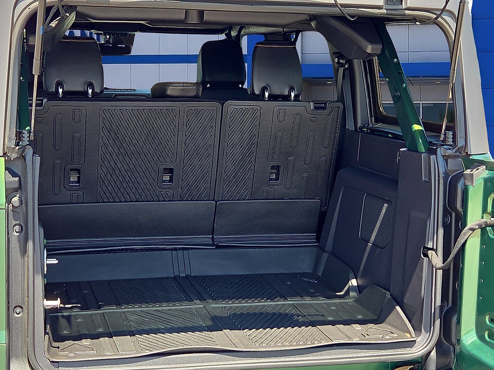 Used 2023 Ford Bronco Badlands AWD/4WD image 8
