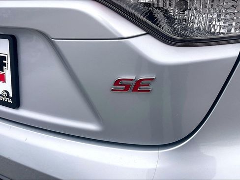 Used 2022 Toyota Corolla SE image 10