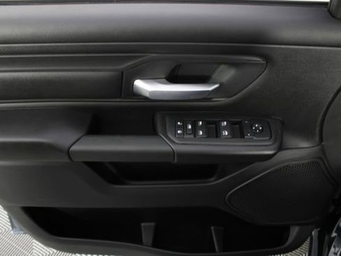 New 2026 RAM 1500 Express AWD/4WD image 13