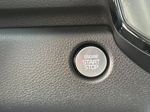 New 2026 Kia Carnival SX w/ SX Dark Edition Package FWD image 23