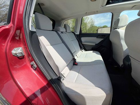 Used 2017 Subaru Forester 2.5i Premium w/ All-Weather Package AWD/4WD image 18