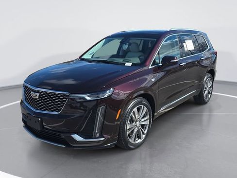 Used 2021 Cadillac XT6 Premium Luxury image 7
