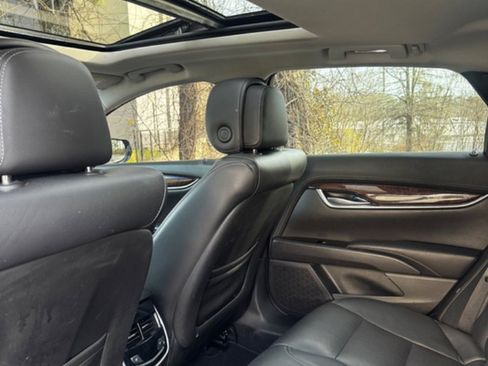 Used 2014 Cadillac XTS Luxury w/ Driver Awareness Package image 14