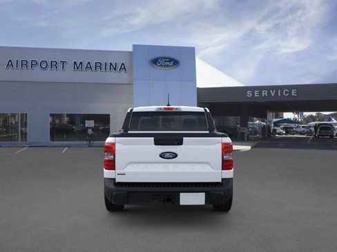 New 2025 Ford Maverick XLT w/ XLT Luxury Package FWD image 6