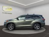 Used 2016 Toyota Highlander XLE image 4