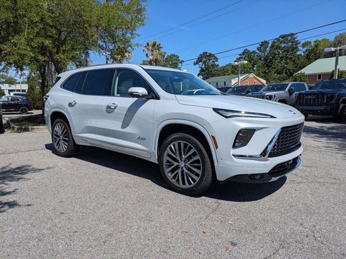 New 2026 Buick Enclave Avenir FWD image 1