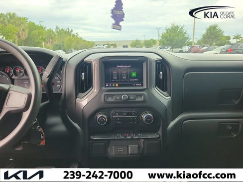 Used 2020 Chevrolet Silverado 1500 Custom w/ Custom Value Package RWD image 18
