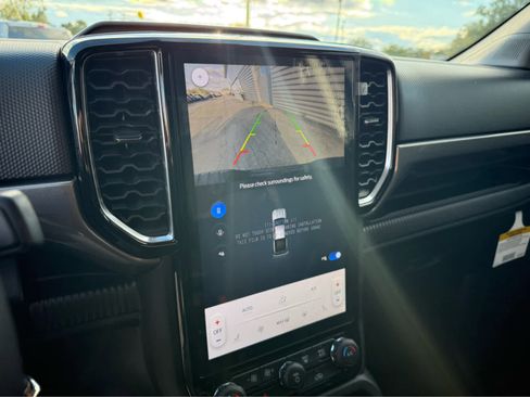 New 2025 Ford Ranger XLT w/ Equipment Group 301A High image 20