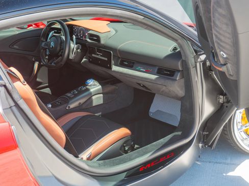 Used 2022 Maserati MC20 Coupe RWD image 56