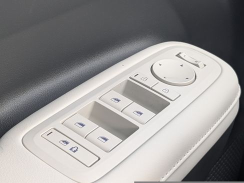 New 2027 Hyundai Santa Fe SEL FWD image 25