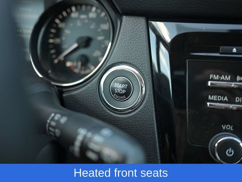 Used 2017 Nissan Rogue SV AWD/4WD image 27