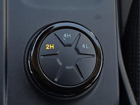 New 2025 Ford Ranger XLT w/ Equipment Group 301A High image 16