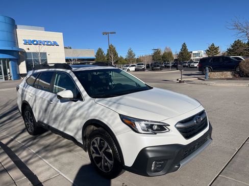 Used 2020 Subaru Outback Limited w/ Popular Package #2 image 3
