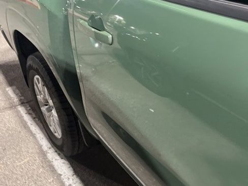 Used 2022 Nissan Frontier SV w/ Technology Package image 10