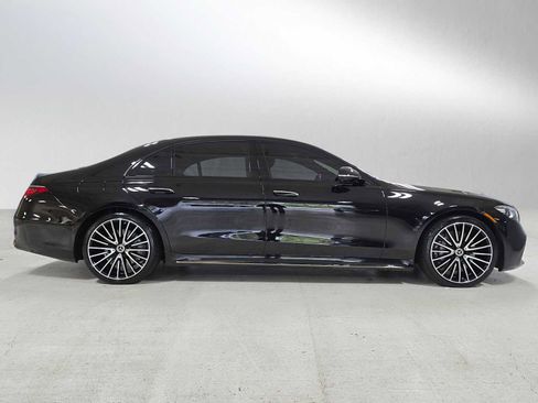 Used 2024 Mercedes-Benz S 580 4MATIC Sedan image 2