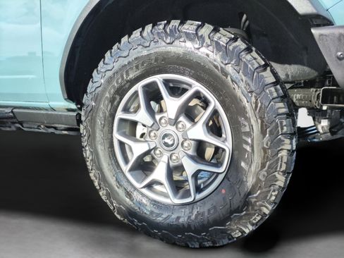 Used 2023 Ford Bronco Badlands image 26