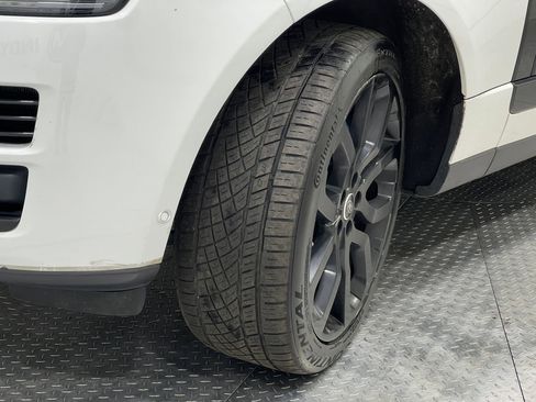 Used 2015 Land Rover Range Rover Supercharged image 34