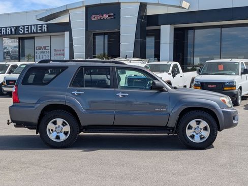 Used 2007 Toyota 4Runner SR5 image 6