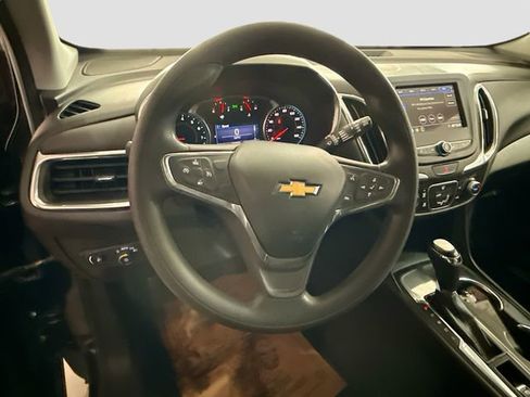 Used 2019 Chevrolet Equinox LT image 12