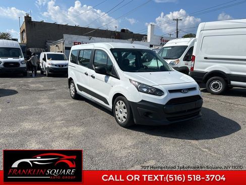 Used 2017 Ford Transit Connect XL image 3