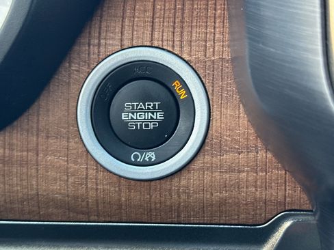 Used 2021 RAM 1500 Limited image 33