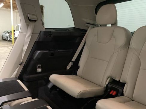 Used 2020 Volvo XC90 T5 Momentum image 80