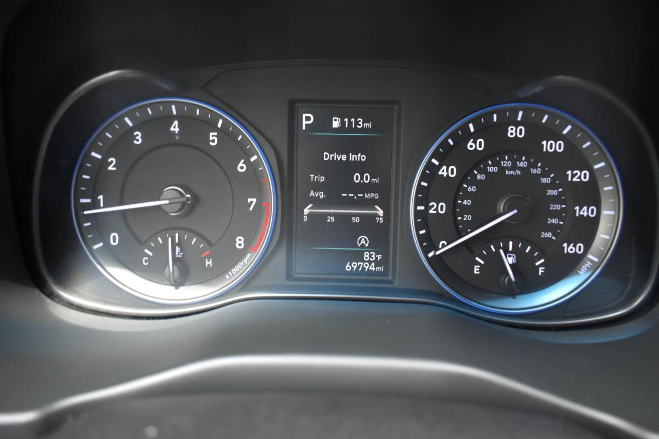 Used 2022 Hyundai Kona SEL w/ Cargo Package FWD image 17