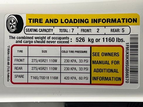 Used 2025 Ford Explorer ST-Line w/ ST-Line Street Pack image 71