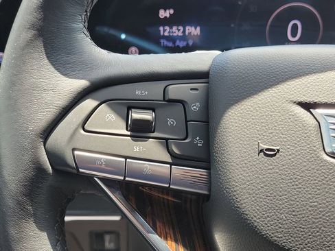 Used 2023 Cadillac Escalade Luxury image 34