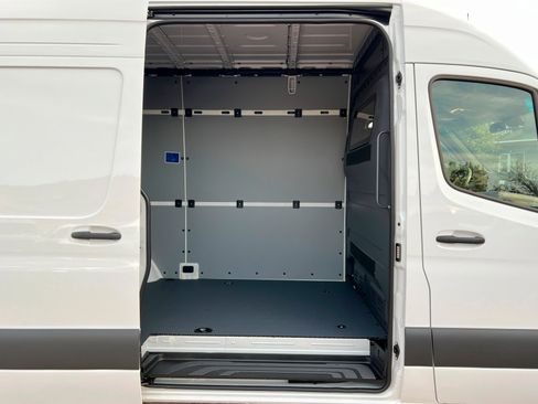 New 2026 Mercedes-Benz Sprinter 2500 image 14
