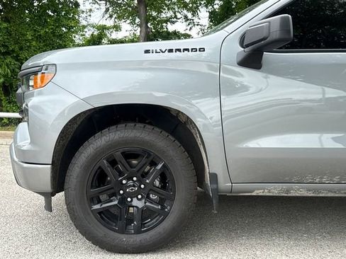 Used 2024 Chevrolet Silverado 1500 Custom w/ LPO, Dark Essentials Package image 5