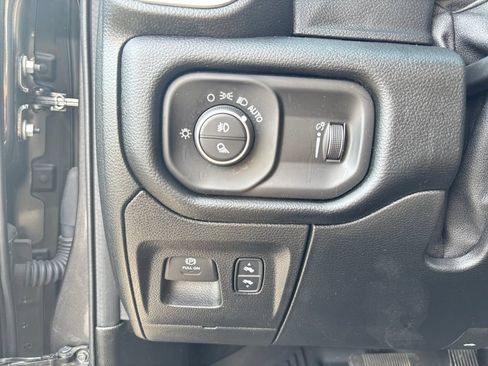 Used 2020 RAM 1500 Big Horn AWD/4WD image 37