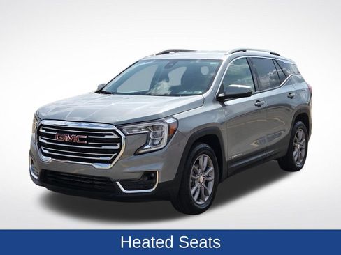 Used 2024 GMC Terrain SLT AWD/4WD image 9