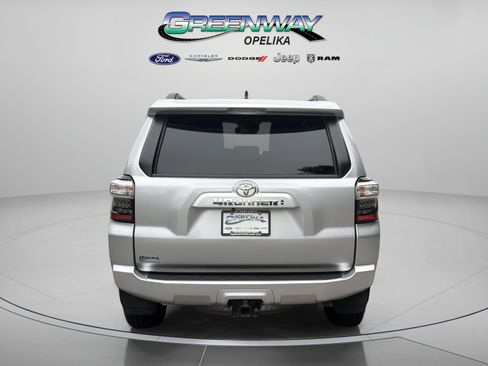 Used 2024 Toyota 4Runner SR5 RWD image 9
