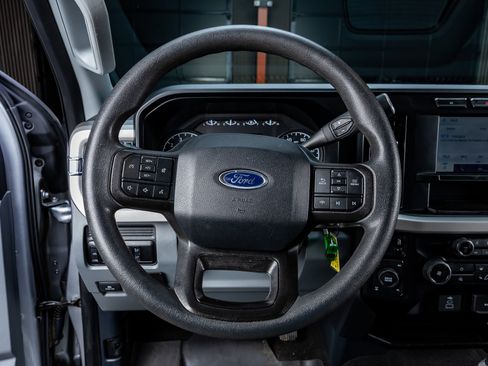 Used 2023 Ford F250 XL w/ STX Appearance Package image 18