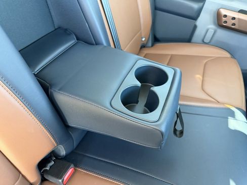 Used 2022 Ford Maverick Lariat w/ Lariat Luxury Package image 37