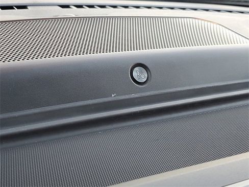 Certified 2023 Ford F150 Lariat w/ Equipment Group 502A High image 25