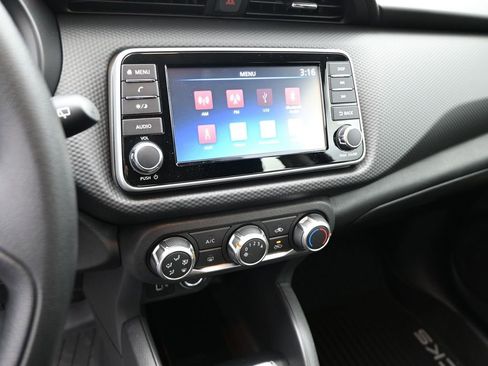Certified 2025 Nissan Kicks Play S FWD image 20