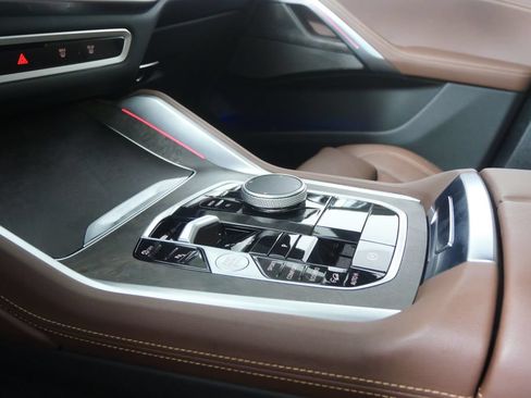 Certified 2026 BMW X6 xDrive40i AWD/4WD image 23